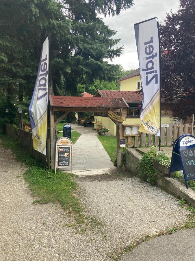 Heurigenbar Apartment Feldkirchen an der Donau Екстериор снимка