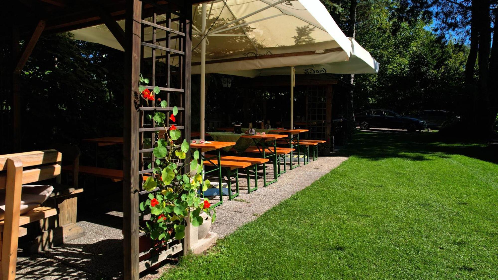 Heurigenbar Apartment Feldkirchen an der Donau Екстериор снимка