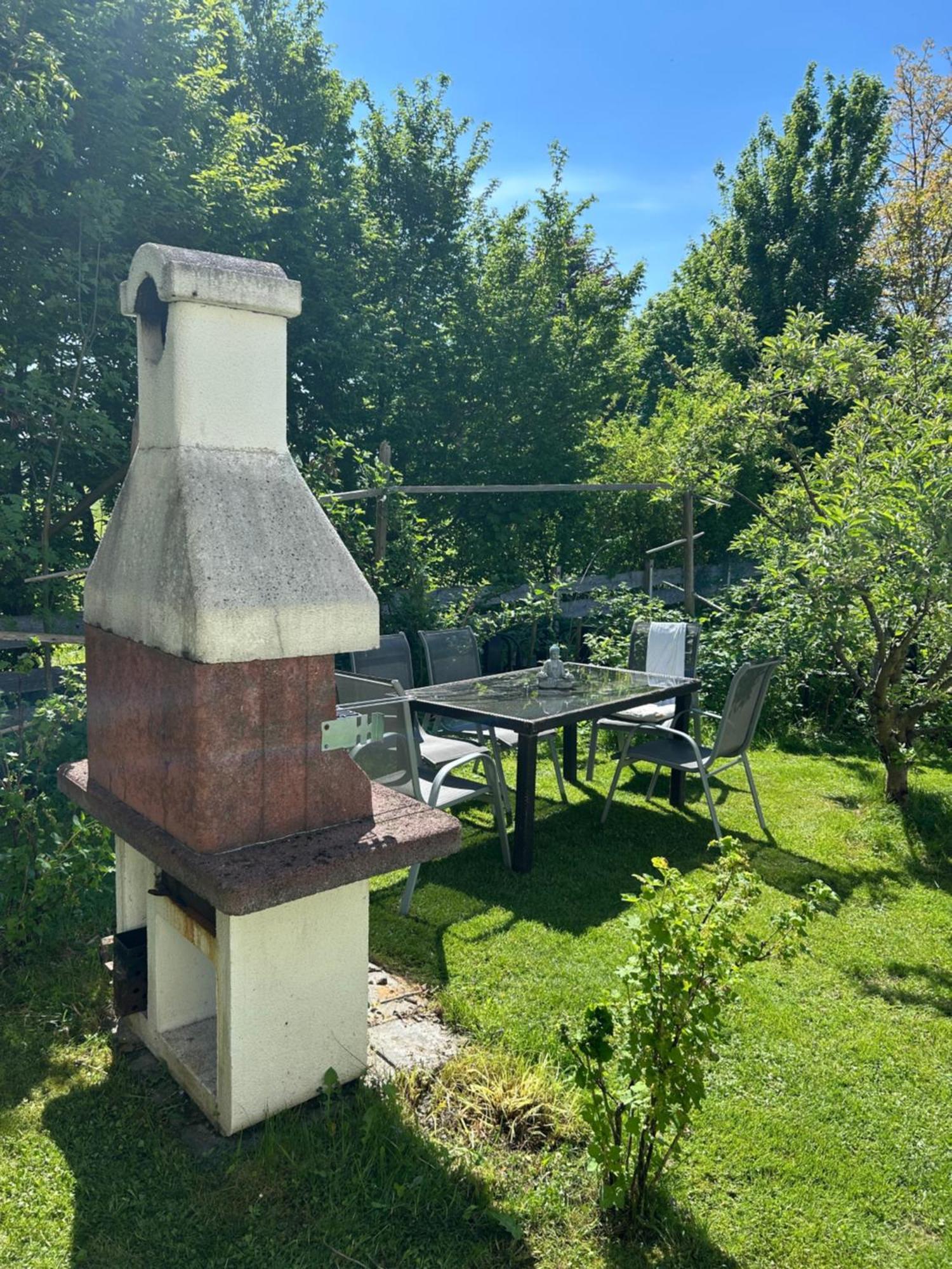 Heurigenbar Apartment Feldkirchen an der Donau Екстериор снимка